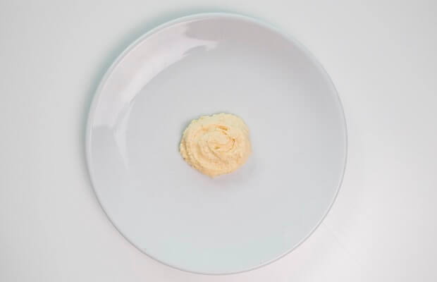 100 calories in hummus