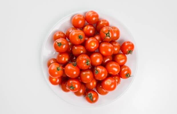 100 calories in cherry tomatoes